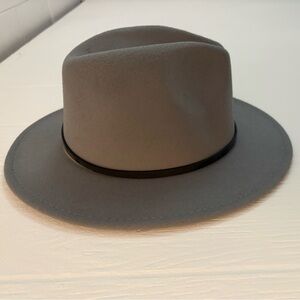 Boujie Bee Felt Stylish Gray Brim Hat